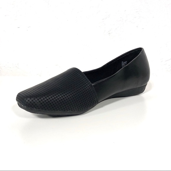 Pierre Dumas Black Flats Slip-on Flats - Picture 2 of 4